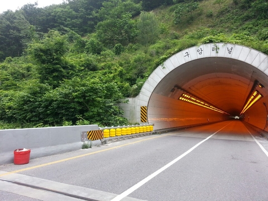kopen 4 Meters HDG Highway Roller Barrier for Thailand Regions online manufacture