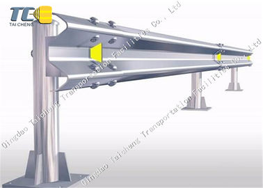 kopen Op maat gemaakte Q235 W balkbeschermingsrail voor bescherming langs de weg online manufacture