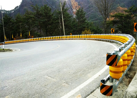 Good price Dubbele Emmers Gegalvaniseerde EVA Filled Safety Roller Barrier online