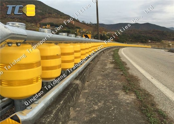 Verkeersverkeer op de weg Rolend type Veiligheid tegen botsing Eva Highway Safety Roller Guardrail