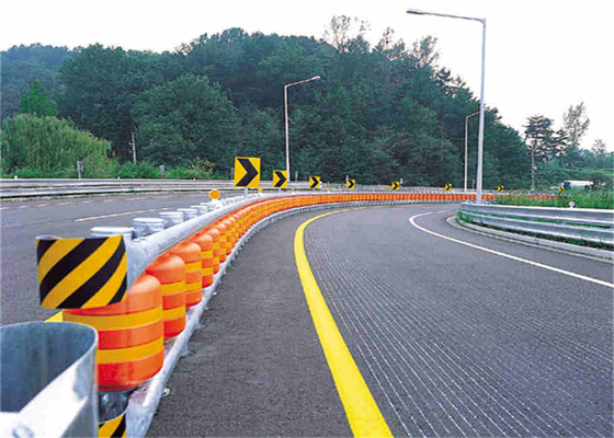 Oranje Nieuwe Gevorderde EVA Material Highway Revolving Guardrail