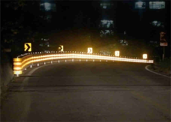 EVA Material Anti Crash Guardrail-de Rolbarrière van de Veiligheidsweg