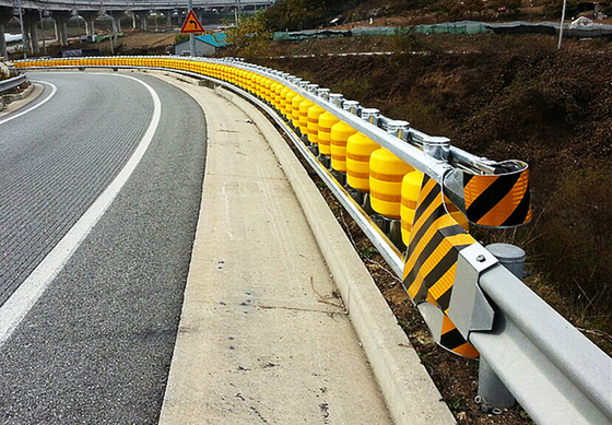 Veiligheidsrolbarrière snelweg roterende beveiligingsrail roterende beveiligingsbarrière