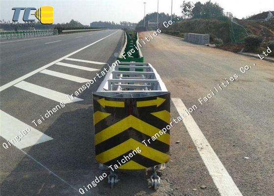Goedkope barrière crash cushion Highway Guardrail Crash cushion barrière voor de veiligheid op de snelweg