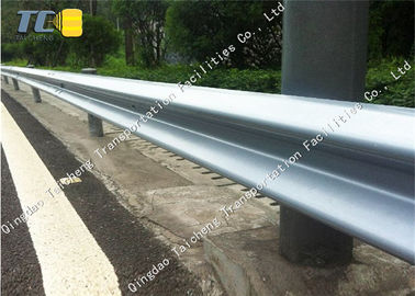 Gekrompen stalen beveiligingsrail Highway Safety Guardrail Anti Collision