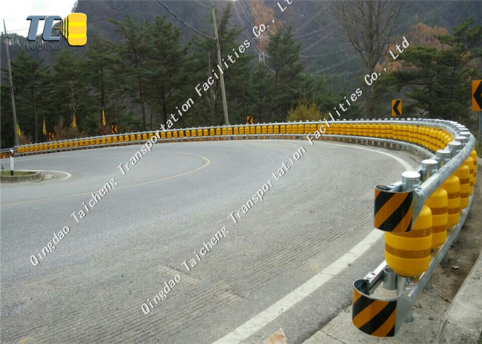 Barrière van de weg de Rolling Vangrail voor Bescherming 1 van het Voertuigverkeer